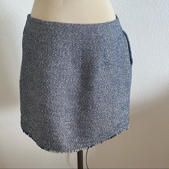 Banana Republic size 6 skirt - Picture 2 of 8